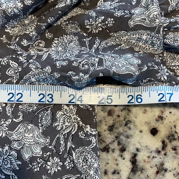 J. Jill Womens Paisley Floral Bell 3/4 Sleeve Boho Top Tunic Gray White Size 2X - Picture 6 of 7